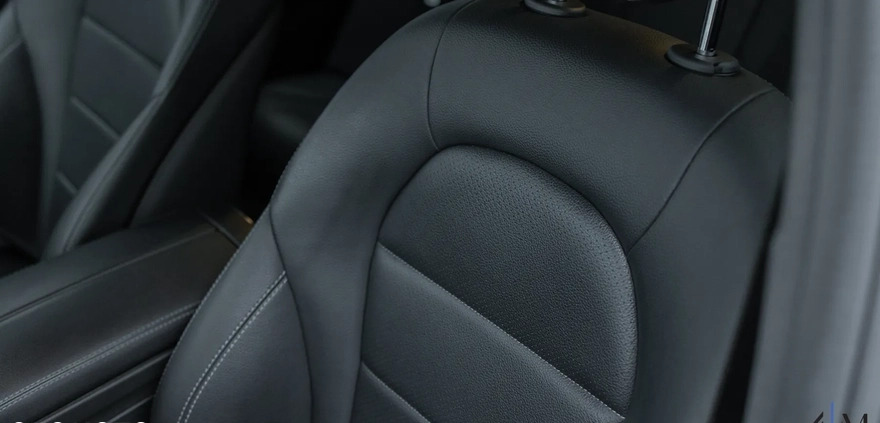 Mercedes-Benz Klasa C cena 114900 przebieg: 114900, rok produkcji 2017 z Okonek małe 631